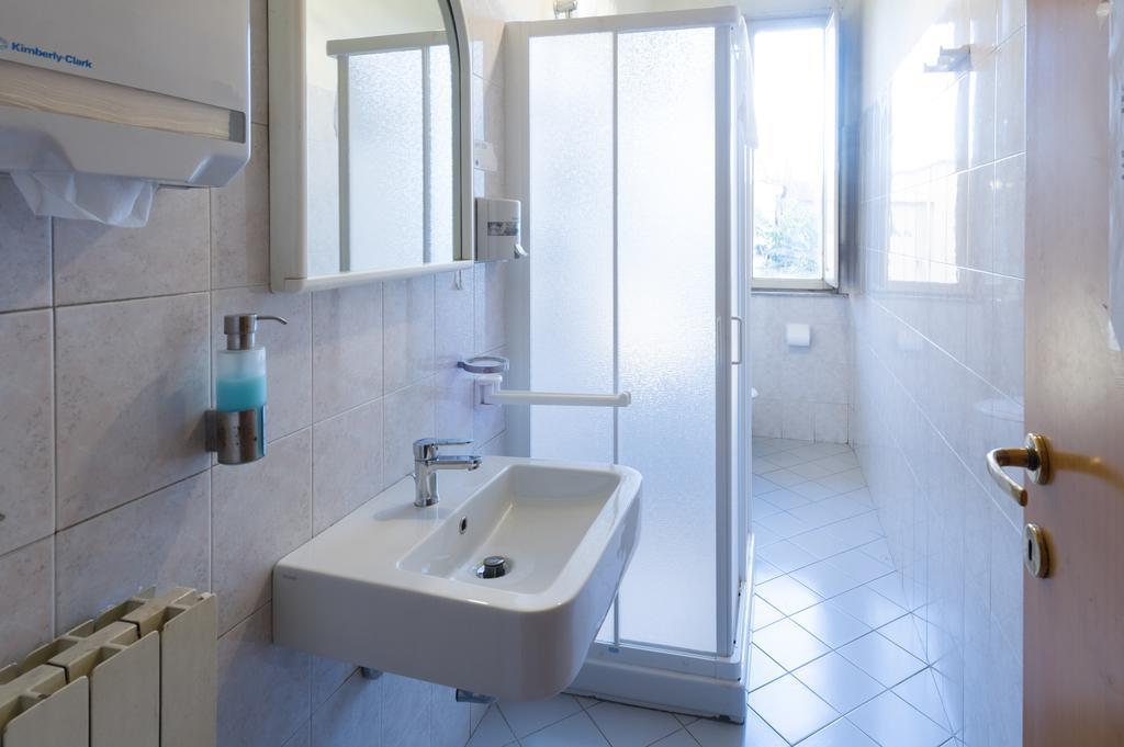 Hotel Moderno Pisa Luaran gambar
