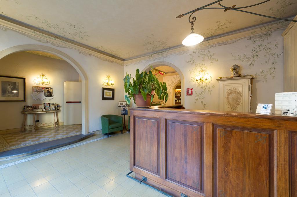 Hotel Moderno Pisa Luaran gambar