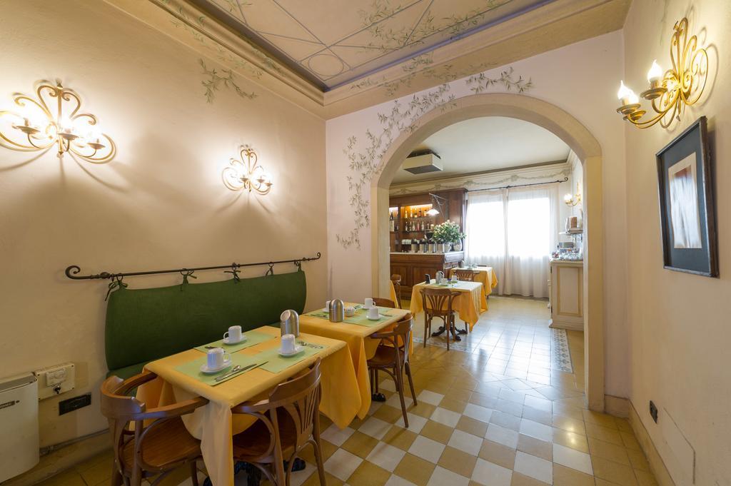 Hotel Moderno Pisa Luaran gambar