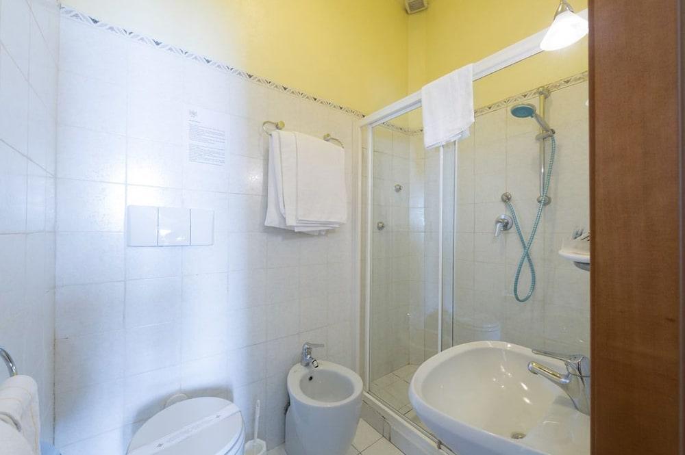 Hotel Moderno Pisa Luaran gambar